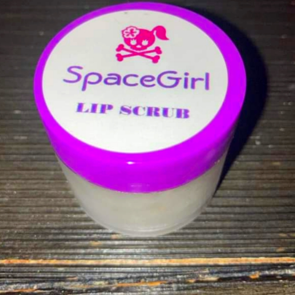 Lip/body scruba